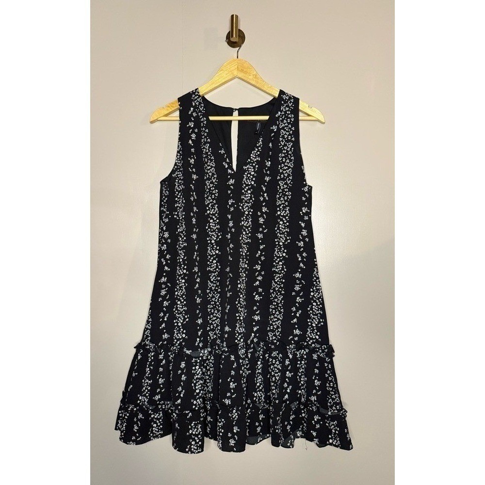 BCBG Paris Black White Floral Ruffle Hem Mini Dress Medium